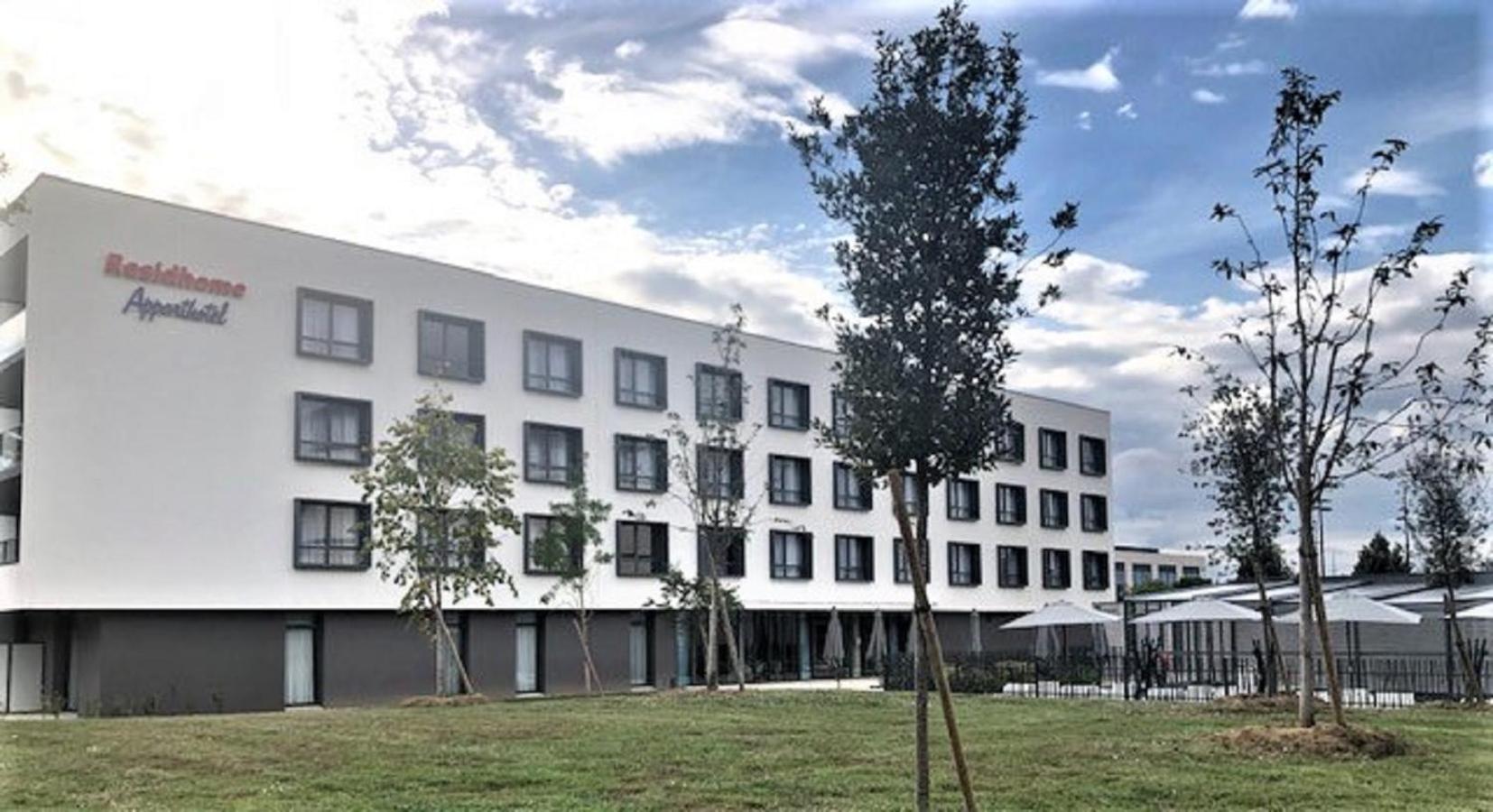 Residhome Senart Лиюзен Екстериор снимка